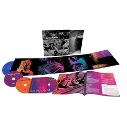 THE JIMI HENDRIX EXPERIENCE...